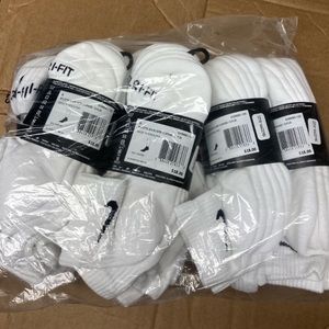 18 Pairs Of Nike Socks
